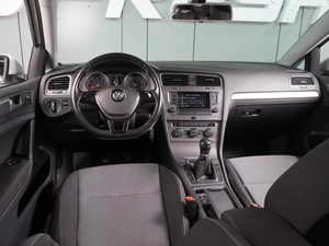 Хетчбэк Volkswagen Golf 2013 года, 1484000 рублей, Воронеж