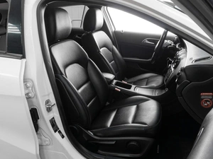 Хетчбэк Mercedes-benz A-класс 2013 года, 1339000 рублей, Тюмень