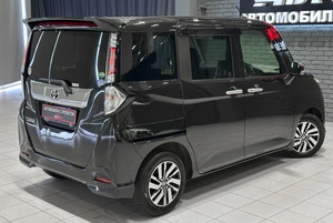 Хетчбэк Toyota Tank 2018 года, 967000 рублей, Красноярск