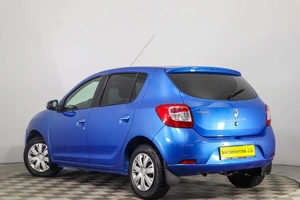 Хетчбэк Renault Sandero 2016 года, 729000 рублей, Пермь