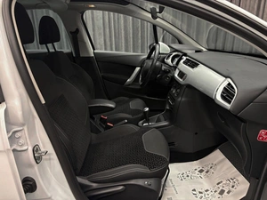 Хетчбэк Citroen C3 2010 года, 469000 рублей, Красноярск