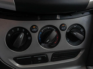 Хетчбэк Ford Focus 2015 года, 998000 рублей, Краснодар
