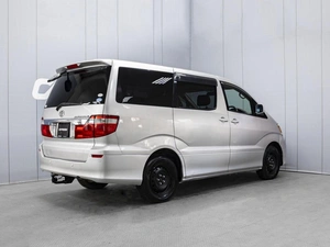 Минивэн Toyota Alphard 2004 года, 1330000 рублей, Омск
