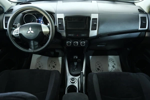 Внедорожник Mitsubishi Outlander 2011 года, 1329000 рублей, Омск