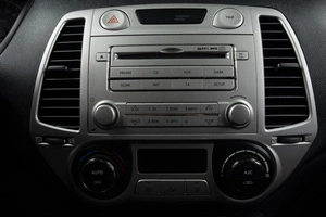 Хетчбэк Hyundai i20 2010 года, 649000 рублей, Оренбург