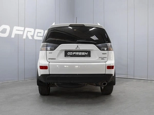 Внедорожник Mitsubishi Outlander 2008 года, 1150000 рублей, Омск