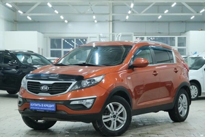 Внедорожник Kia Sportage 2013 года, 1559000 рублей, Омск