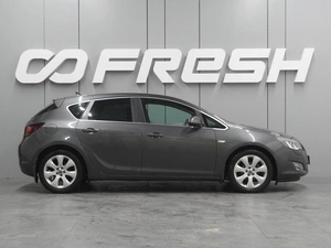 Хетчбэк Opel Astra 2012 года, 749000 рублей, Воронеж