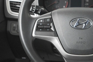 Седан Hyundai Solaris 2019 года, 1459000 рублей, Кемерово