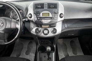 Внедорожник Toyota RAV4 2006 года, 1149000 рублей, Барнаул