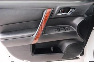 Внедорожник Toyota Highlander 2012 года, 2199000 рублей, Красноярск