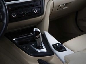 Седан BMW 3 серия 2013 года, 1348077 рублей, Москва