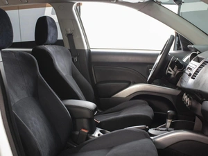 Внедорожник Mitsubishi Outlander 2008 года, 1150000 рублей, Омск