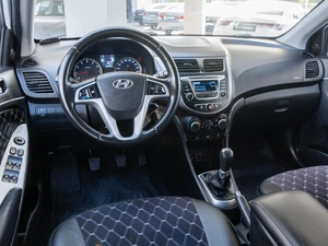 Седан Hyundai Solaris 2014 года, 845000 рублей, Волгоград