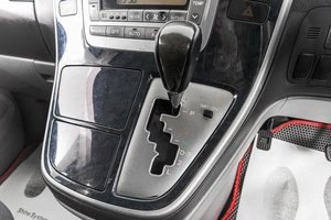 Минивэн Toyota Alphard 2008 года, 1889000 рублей, Барнаул