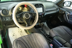 Внедорожник Toyota RAV4 2001 года, 1089000 рублей, Омск