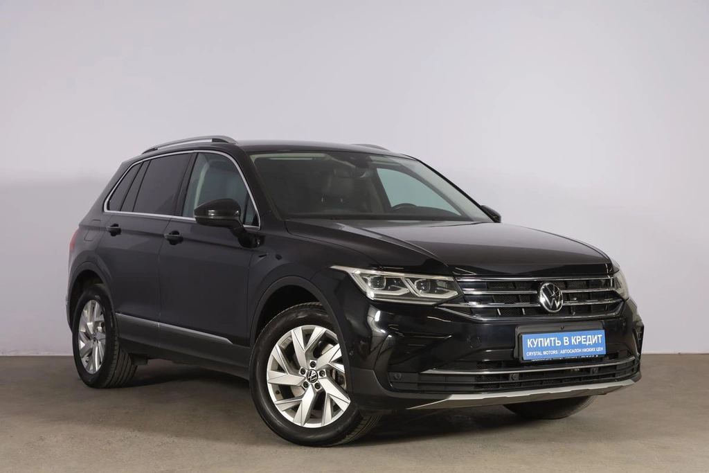 Внедорожник Volkswagen Tiguan 2021 года, 3499000 рублей, Новосибирск