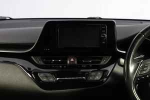 Внедорожник Toyota C-HR 2018 года, 2139000 рублей, Новосибирск