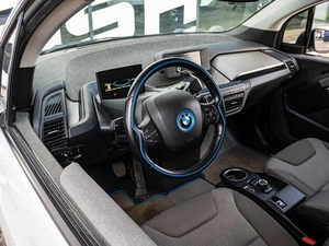 Хетчбэк BMW i3 2018 года, 2450000 рублей, Краснодар