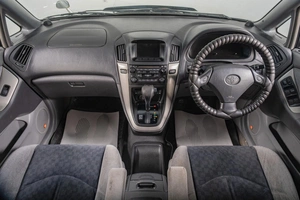 Внедорожник Toyota Harrier 1998 года, 699000 рублей, Томск