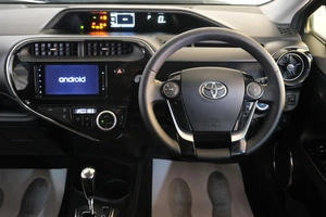 Хетчбэк Toyota Aqua 2018 года, 1229000 рублей, Омск