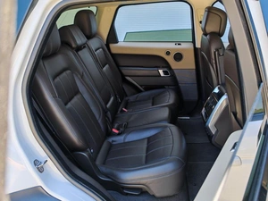 Внедорожник Land Rover Range Rover Sport 2018 года, 4400000 рублей, Краснодар