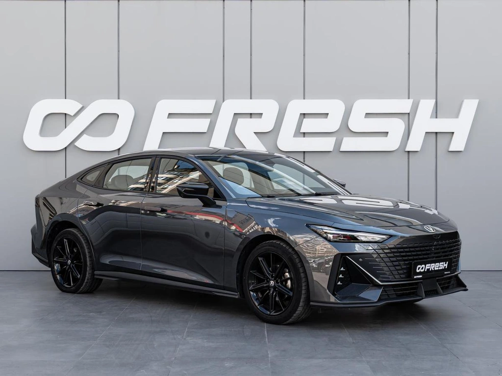 Лифтбек Changan UNI-V 2023 года, 2277000 рублей, Краснодар