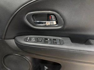 Внедорожник Honda Vezel 2014 года, 1329000 рублей, Красноярск