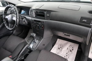 Хетчбэк Toyota Corolla 2006 года, 799000 рублей, Красноярск