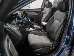 Хетчбэк Chevrolet Cruze 2012 года, 699000 рублей, Воронеж
