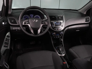 Хетчбэк Hyundai Solaris 2015 года, 980000 рублей, Воронеж