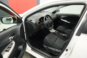Седан Toyota Corolla 2012 года, 1300000 рублей, Курск