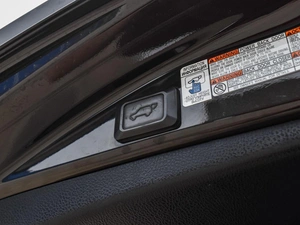 Внедорожник Toyota RAV4 2016 года, 2190000 рублей, Краснодар
