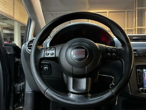 Хетчбэк SEAT Leon 2008 года, 657000 рублей, Красноярск