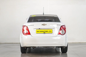 Седан Chevrolet Aveo 2013 года, 719000 рублей, Челябинск