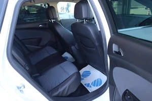 Хэтчбек Opel Astra 2013 года, 920000 рублей, Мирное