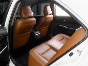 Седан Toyota Camry 2017 года, 2519000 рублей, Тюмень