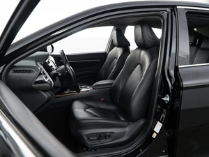 Седан Toyota Camry 2018 года, 2687444 рублей, Москва