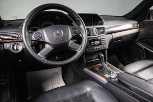 Седан Mercedes-benz E-класс 2010 года, 1079000 рублей, Сургут