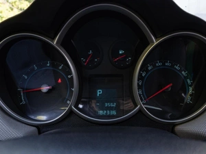 Хетчбэк Chevrolet Cruze 2013 года, 799000 рублей, Волгоград