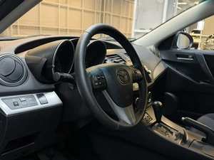 Седан Mazda 3 2012 года, 927000 рублей, Красноярск
