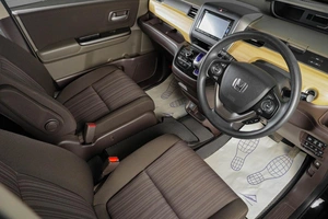 Минивэн Honda Freed 2018 года, 1659000 рублей, Тюмень