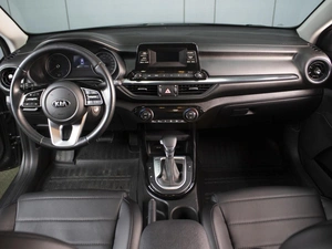 Седан Kia Cerato 2019 года, 1760000 рублей, Омск