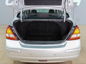 Седан Nissan Tiida 2010 года, 499000 рублей, Воронеж