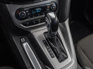 Хетчбэк Ford Focus 2012 года, 925000 рублей, Краснодар