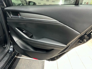 Седан Mazda 6 2019 года, 2317500 рублей, Красноярск
