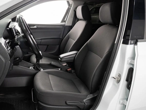 Седан Volkswagen Polo 2020 года, 1050000 рублей, Тюмень