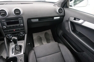 Хетчбэк Audi A3 2009 года, 919000 рублей, Красноярск