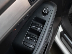 Внедорожник Audi Q5 2011 года, 1180000 рублей, Омск