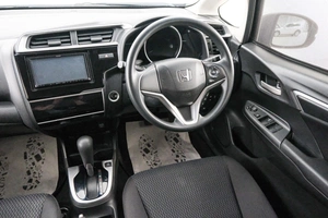Хетчбэк Honda Fit 2019 года, 1349000 рублей, Красноярск